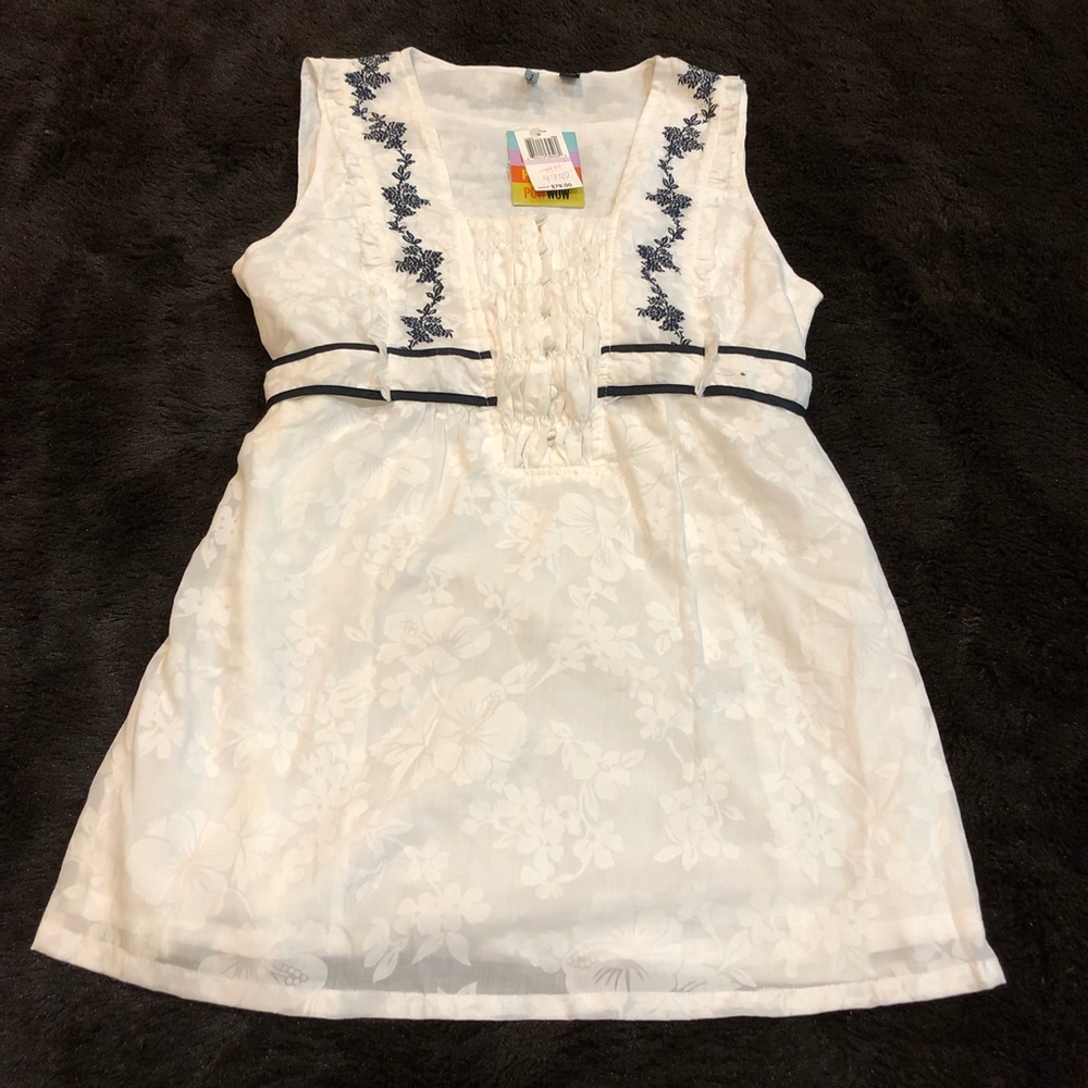 Pow Wow White Tunic Navy Embroidery size 6